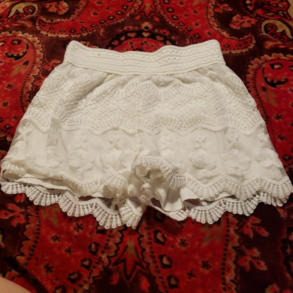 Lace cute shorts